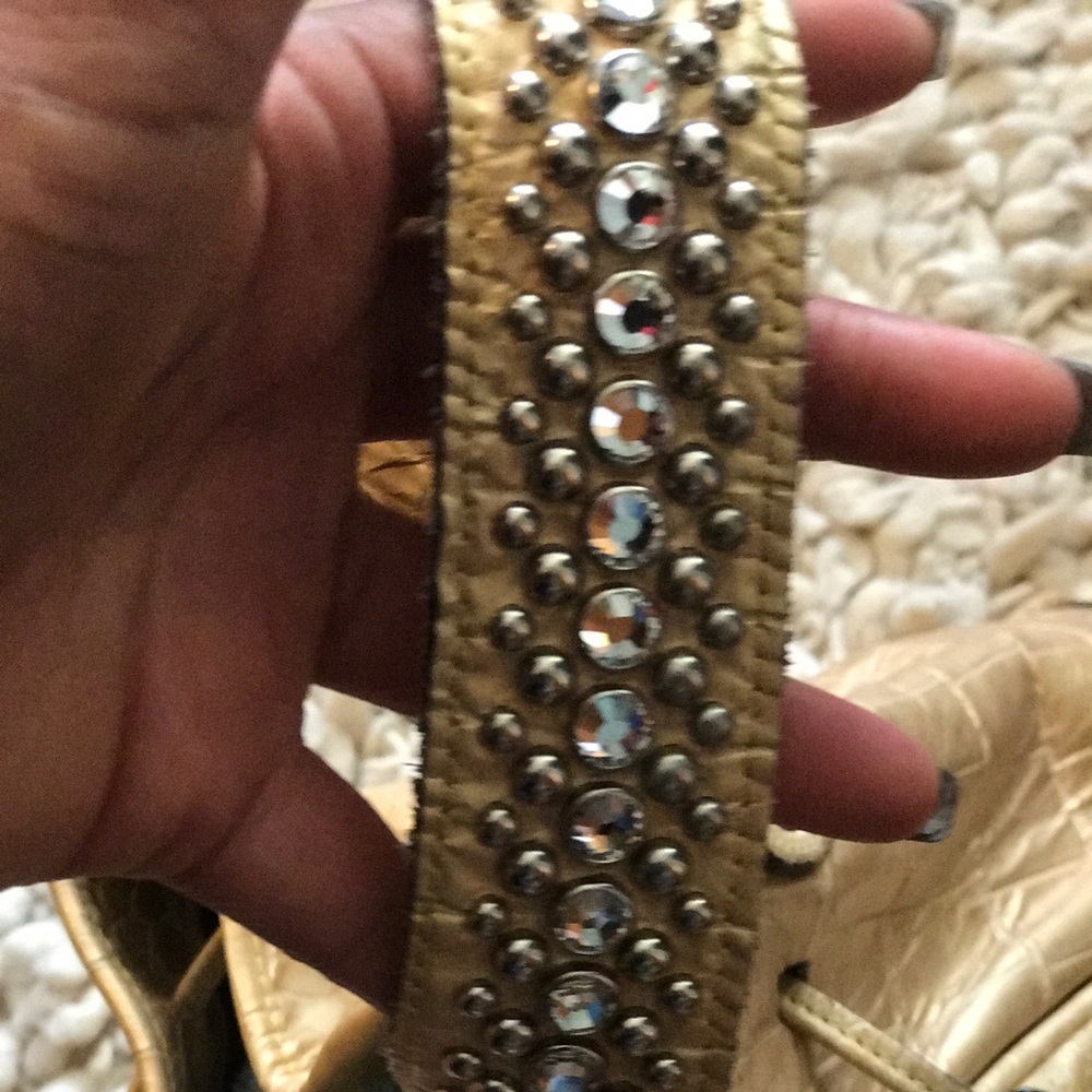 Authentic✨✨ RAVIANI HANDBAG ✨✨ - Picture 6 of 8